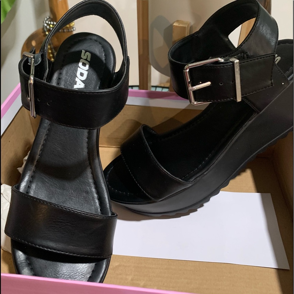 New Black Sandals